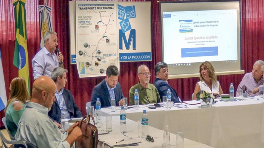 Entre Ríos presentó el desarrollo del transporte multimodal ante el Comité de la Cuenca del Río Uruguay
