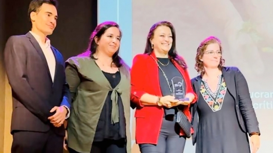 Reconocimiento por impulsar a mujeres rurales en emprendimientos cooperativos