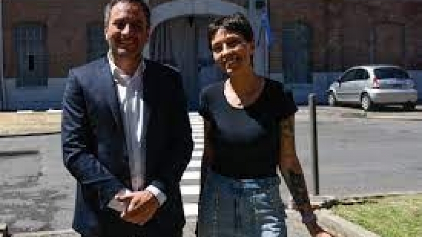 Cabandié y Mayra Mendoza recorrieron la fábrica de Quilmes