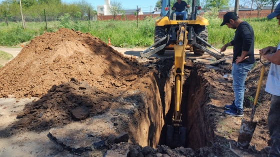 Rojas avanza con obras cloacales en el Barrio Ramos para mejorar el sistema sanitario