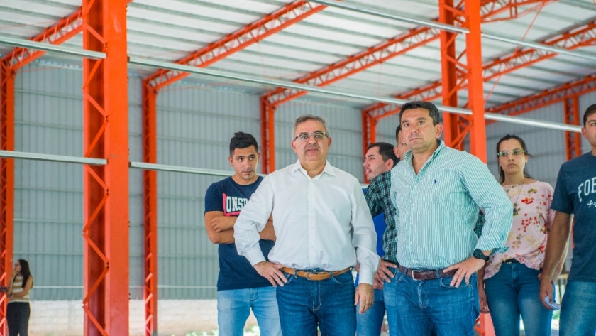 Raúl y el intendente Ferreyra visitaron las obras en el Estadio “Diego Armando Maradona”