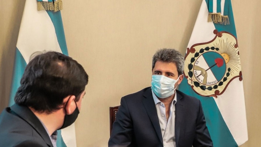 El gobernador se reunió con jóvenes dirigentes y empresarios de San Juan