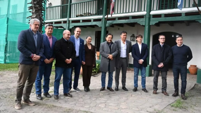 Sáenz respaldó las inversiones privadas en la industria azucarera