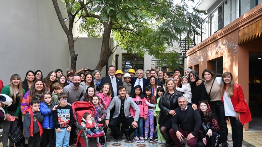 El presidente recorrió la Casa Museo María Elena Walsh