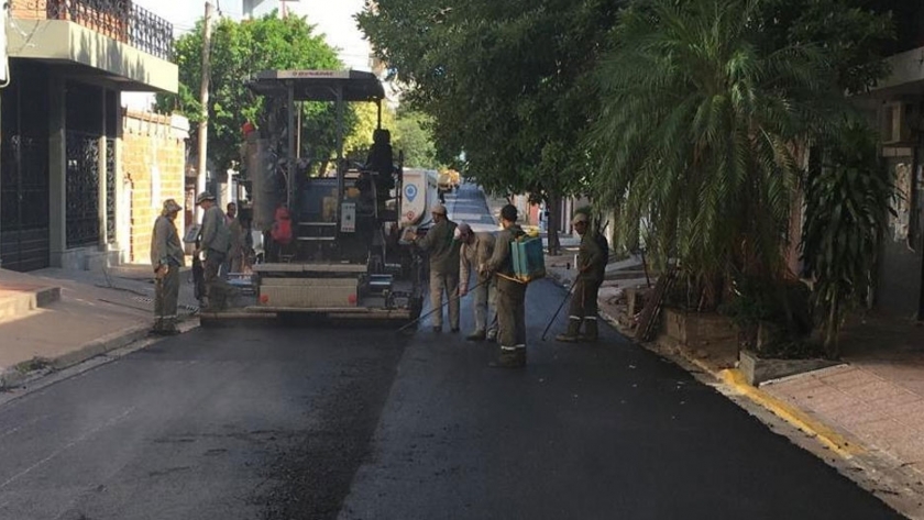 Recapado en la calle Paraguay desde San Martín a avenida Ferré