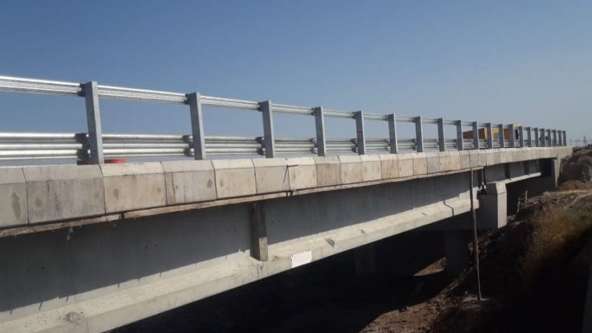 El nuevo puente sobre el Arroyo Saladillo, en su etapa final
