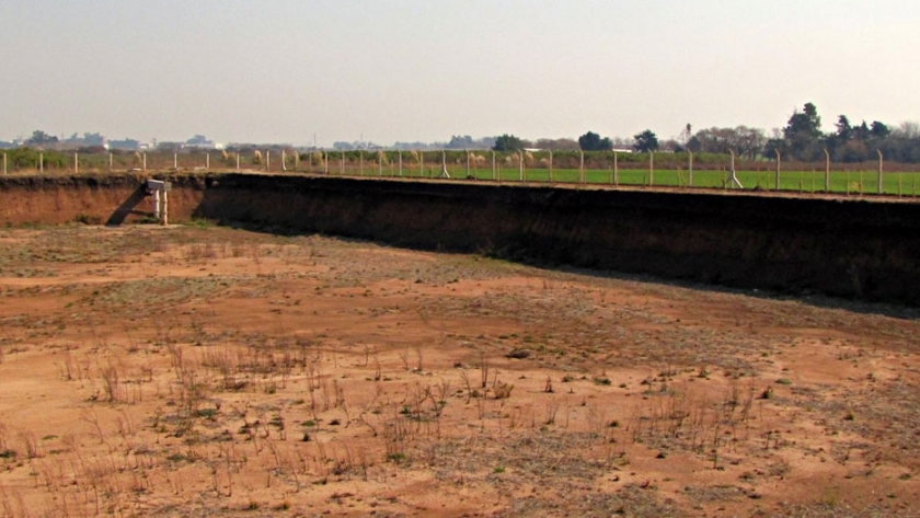 La obra de traslado de las lagunas de tratamiento de Crespo presenta un 90 por ciento de avance