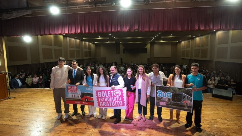 Invertir en futuro: el Gobierno provincial garantiza el transporte gratuito para estudiantes universitarios