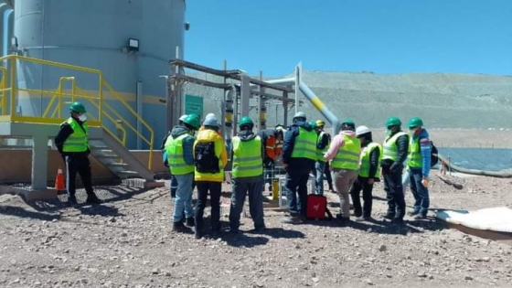 Técnicos de la Secretaría de Minería y Energía verificaron la ejecución de un monitoreo ambiental en Mina Lindero