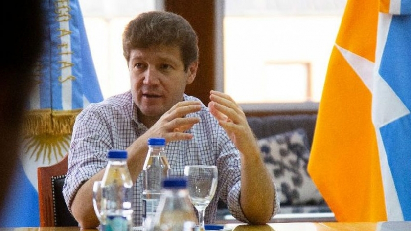 El Gobernador Gustavo Melella mantuvo un encuentro con una mesa intersindical en Casa de Gobierno