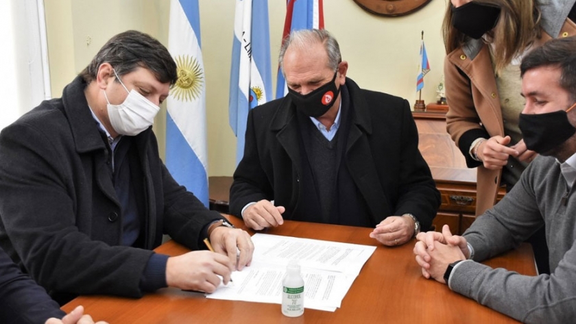 Acuerdo para potenciar el parque industrial de Santa Catalina