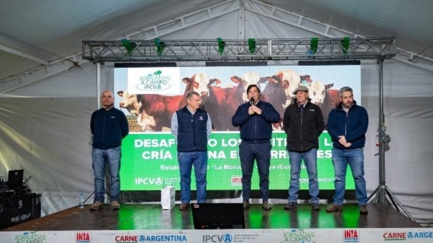 Ganadería en Goya: 500 productores y estudiantes participaron de una jornada del IPCVA