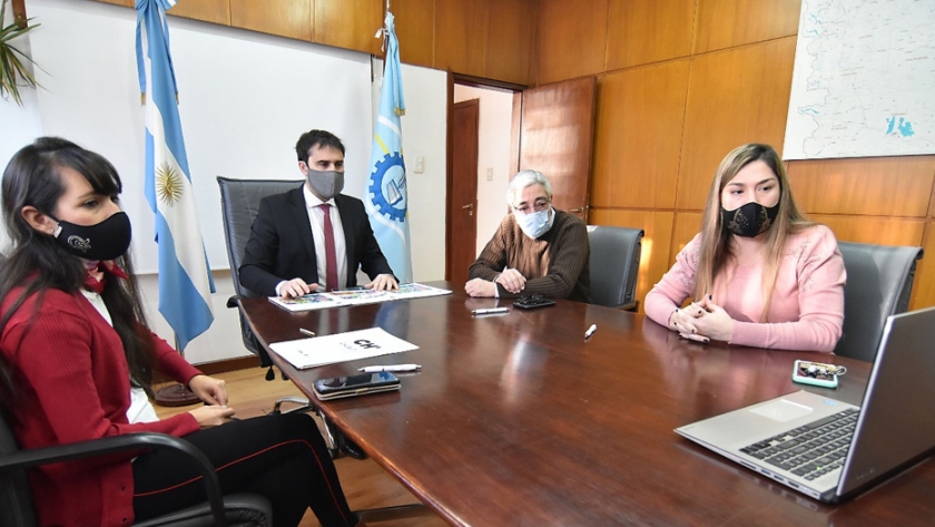 Cavaco firmó convenio de descuento para que emprendedores y pymes del Chubut puedan codificar sus productos