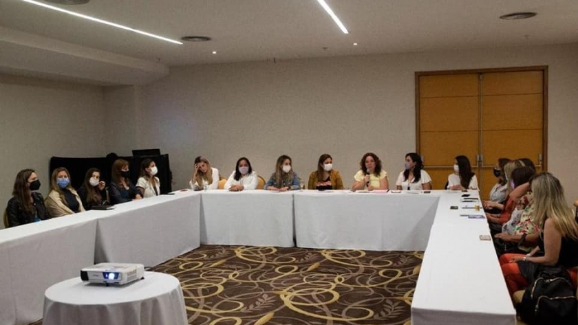 Jornada y capacitación “incorporación del enfoque de género en las políticas de desarrollo productivo”