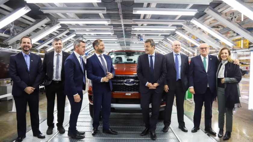 Con una inversión de U$S 660 millones, Ford inicia la producción de su nueva Ranger en la planta más moderna de Sudamérica