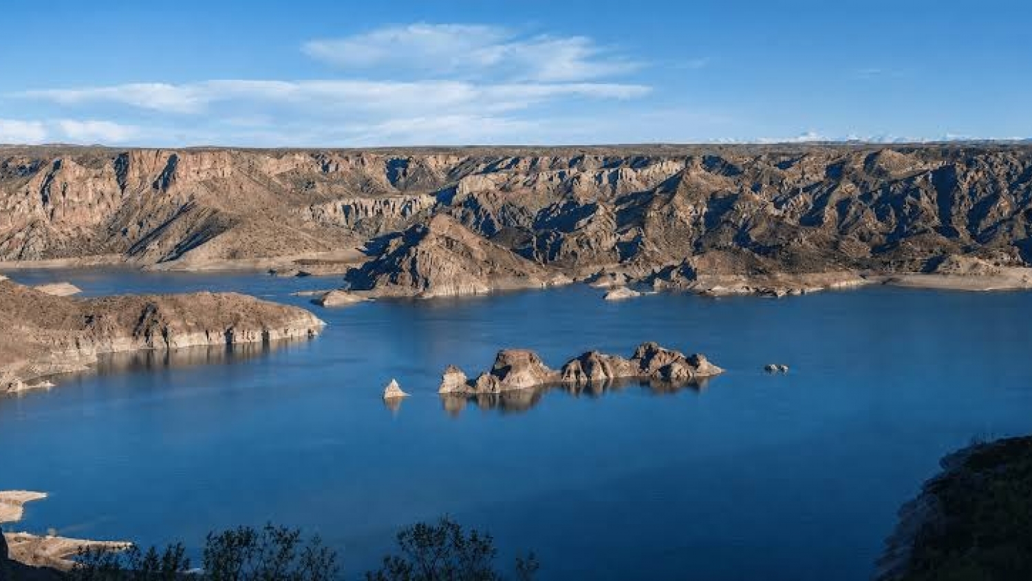 Turismo en San Rafael: producción frutícola y turismo aventura