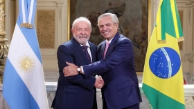 Automotriz, alimentos y textiles: los sectores claves del acuerdo con Brasil