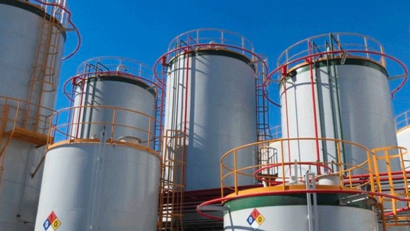 NOA: Advierten que por la caída de la ley de biocombustibles peligran los ingenios en Tucumán