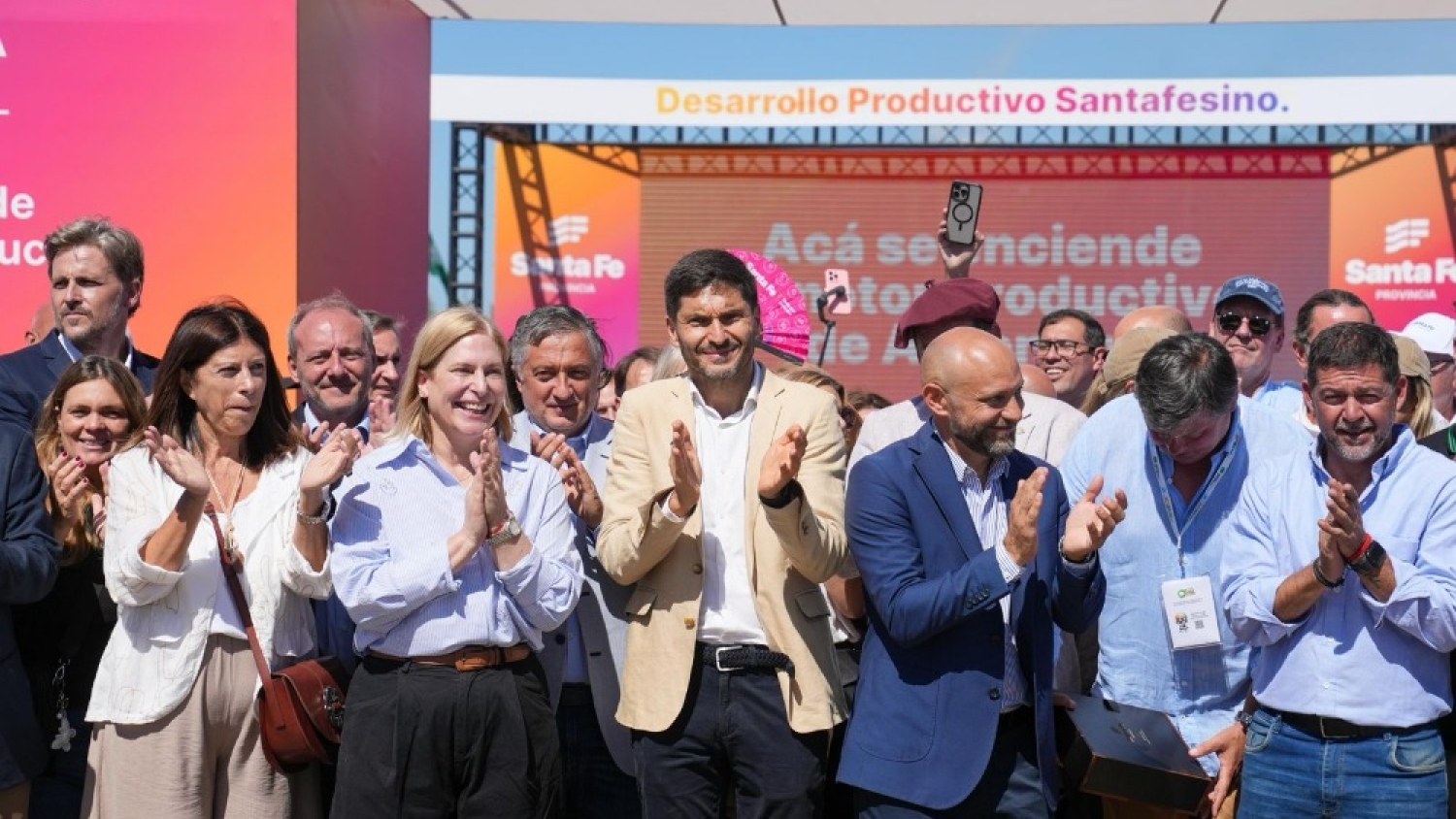 Pullaro defendió el modelo productivo santafesino en Expoagro y destacó la baja de impuestos