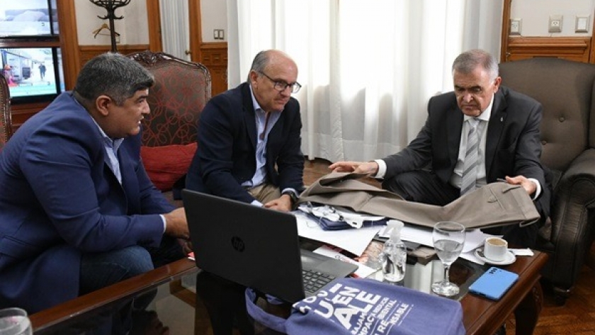 La textil Santista presentó al Gobernador un plan de inversiones por U$D 9 millones
