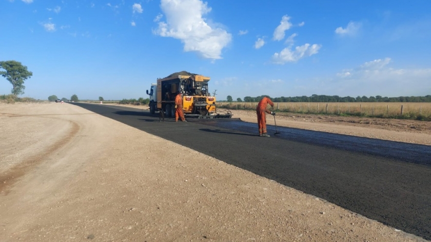La DPV repavimenta rutas provinciales de la zona sur