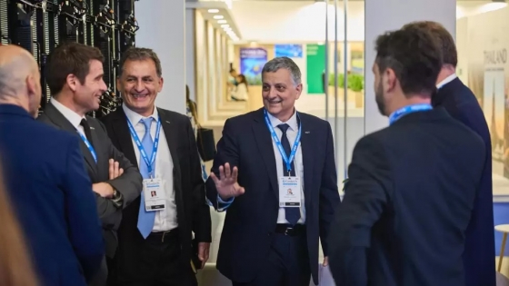 YPF avanza en Italia con Shell, ENI, Exxon y Samsung para consolidar su proyecto de GNL