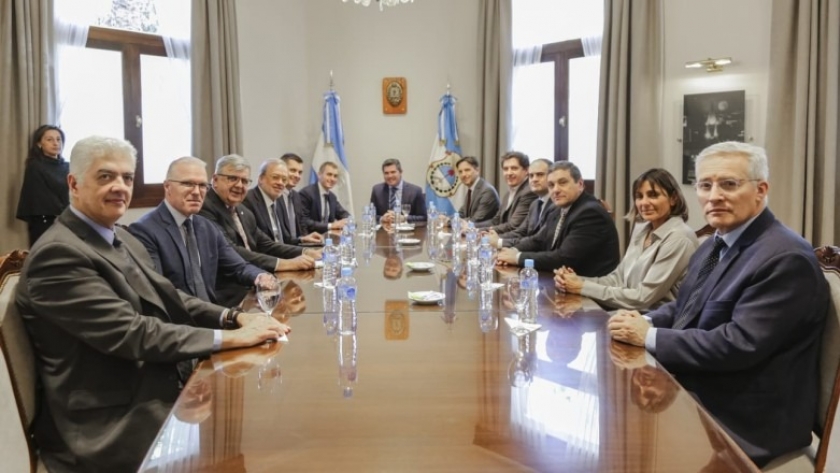 El gobernador Orrego recibió a la cúpula de la empresa minera Lundin Mining