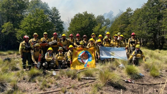 Intenso trabajo de los combatientes del NOA y de todo el país para sofocar el fuego