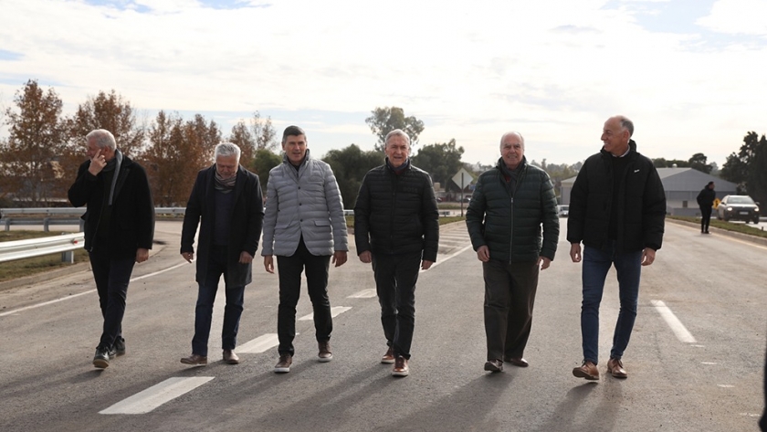Circunvalación: Schiaretti recorrió el final de obra del intercambiador San Antonio