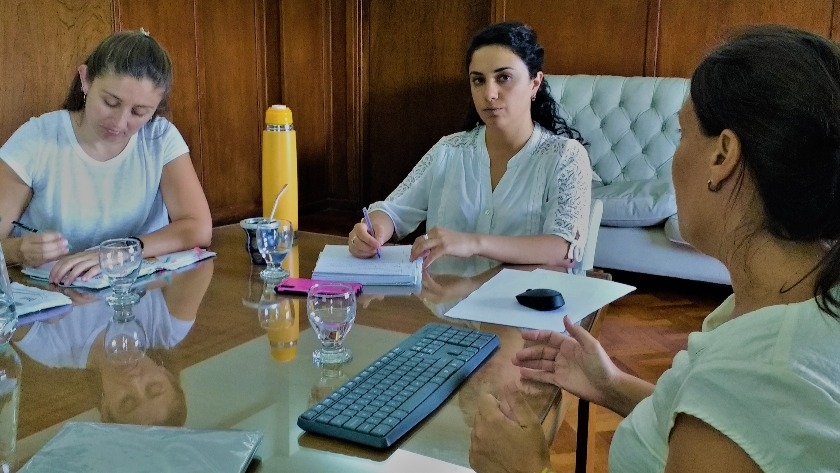 Economía trabaja en el desarrollo de la actividad foresto-industrial en Mendoza