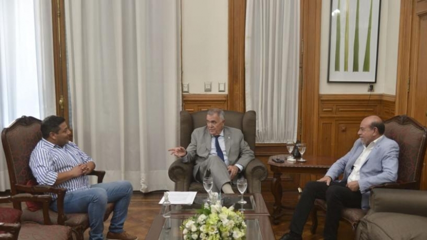 Jaldo se reunió con el legislador Gómez y el comisionado de Manuela Pedraza