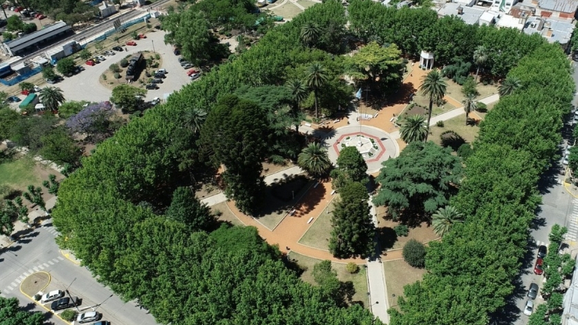 Marcos Paz, el destino bonaerense que une fósiles, verde y vida de pueblo a minutos de la Ciudad