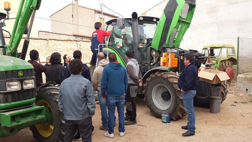 Curso sobre seguridad y mantenimiento en el uso de la maquinaria agrícola