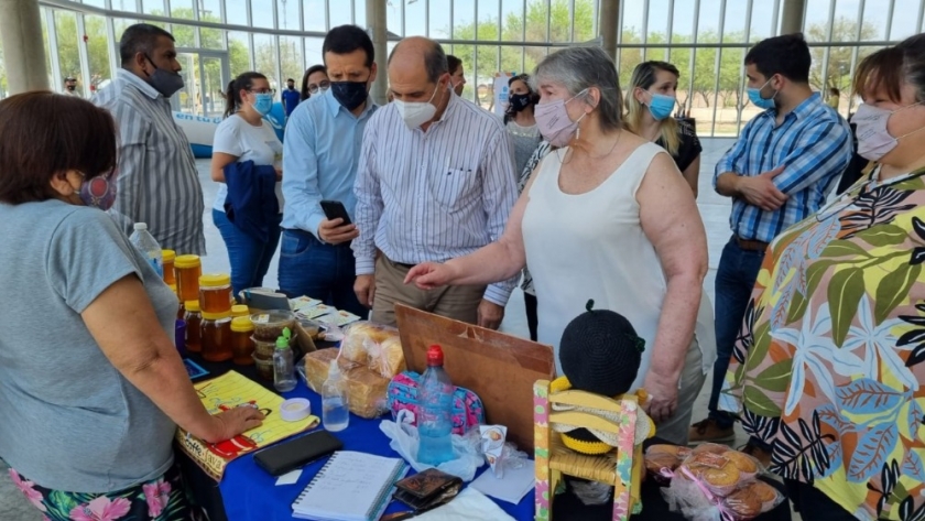 El Ministerio de Agricultura continúa con el trabajo de apoyo a la producción local sustentable y accesible en todo el territorio nacional