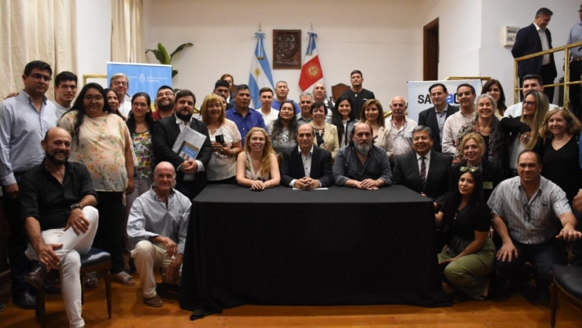 Provincia y Nación firmaron un convenio para dar impulso a proyectos productivos