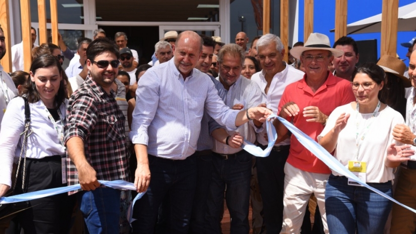El gobernador Perotti participó de la inauguracion del Stand de la provincia en  EXPOAGRO 2023