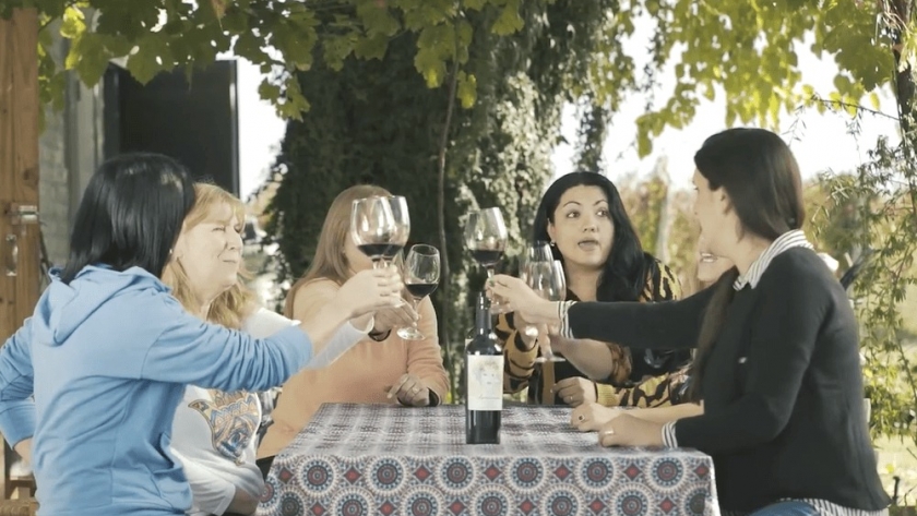 Crearon el primer vino hecho 100% por mujeres y ya tienen su lote para conquistar el mercado local