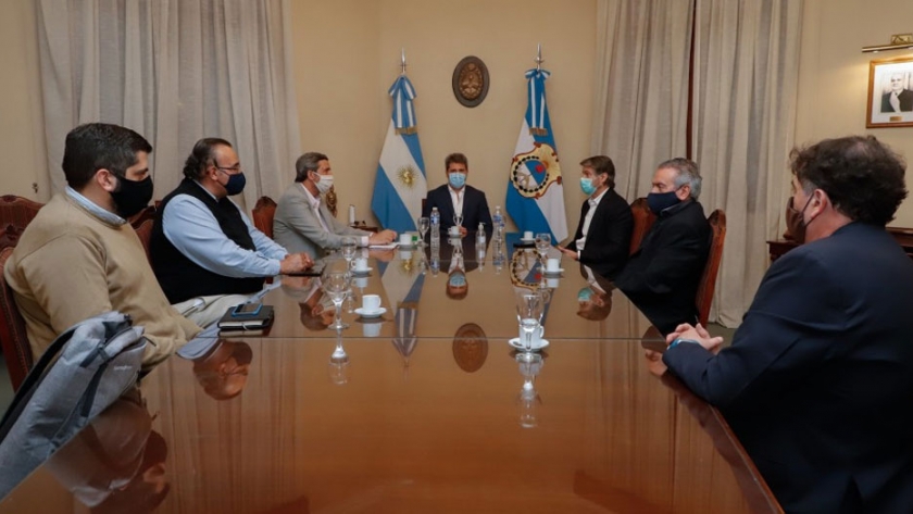 El gobernador Uñac recibió a integrantes de la Cámara Minera