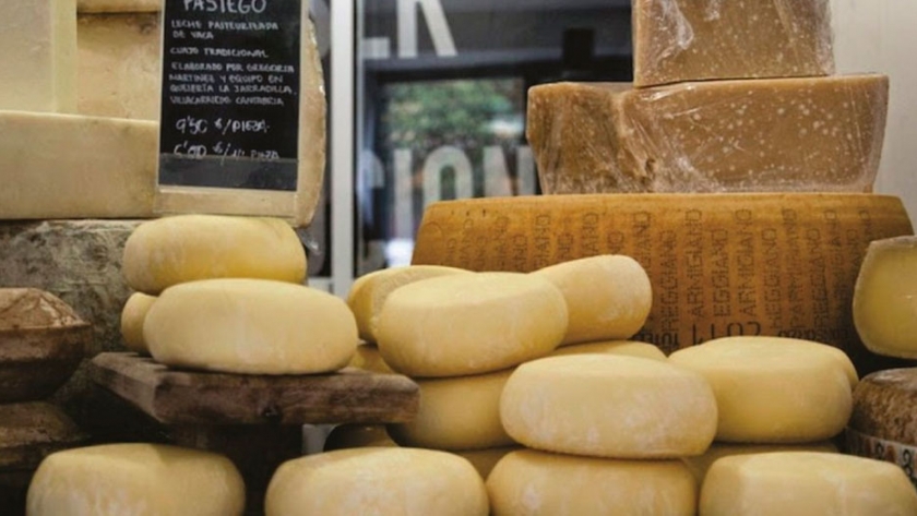 Remarcan la importancia de comercializar en forma legal quesos artesanales