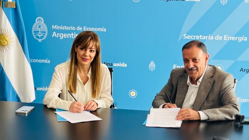 El gobernador Quintela acordó una ampliación del financiamiento para la obra del Gasoducto Productivo Patquía-Chilecito
