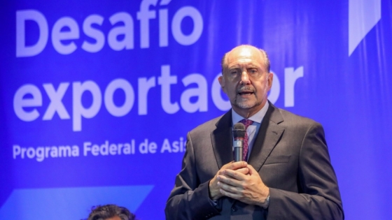 Omar Perotti y Santiago Cafiero presentaron el programa “Cancillería Federal”