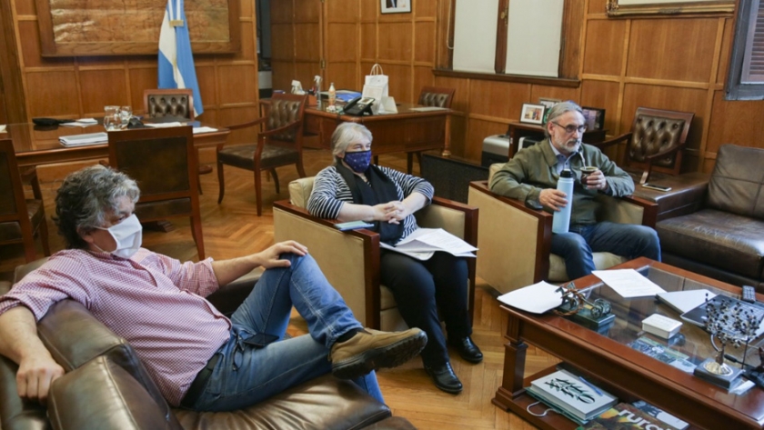 Agricultura encabezó un encuentro con la Federación del Citrus de Entre Ríos