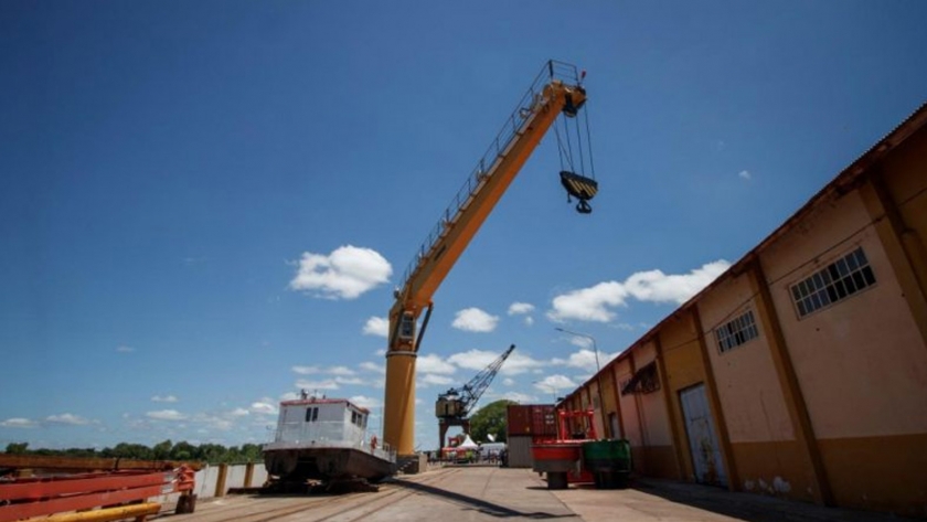 Potenciar la competitividad y el Desarrollo: Capitanich firmó un convenio con Nación para dotar de infraestructura al Puerto de Barranqueras
