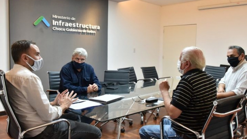Obra Pública: Carreras analizó junto al Consejo Profesional de la Ingeniería y Profesionales, los avances del sector 
