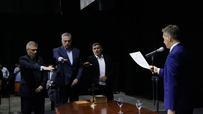 El gobernador Zdero tomó juramento a titulares de Organismos Descentralizados y Entes Autárquicos