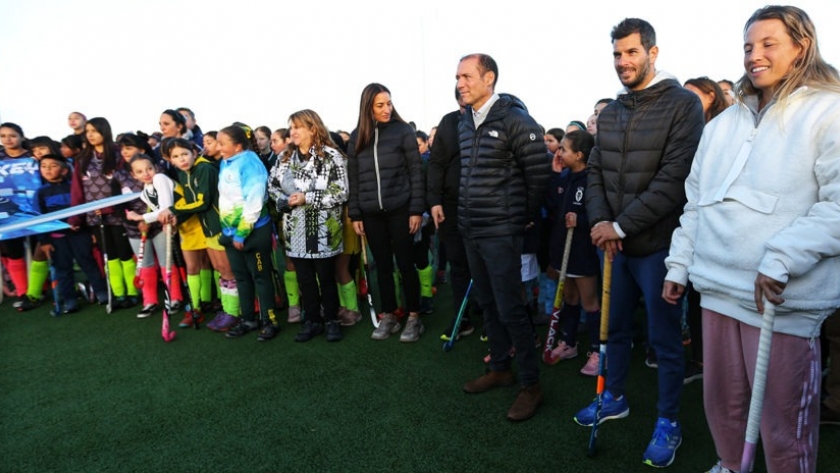 Neuquén ya tiene su cancha de hockey con nivel para recibir eventos internacionales