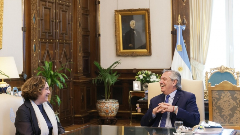 El Presidente recibió a la alcaldesa de Barcelona, Ada Colau
