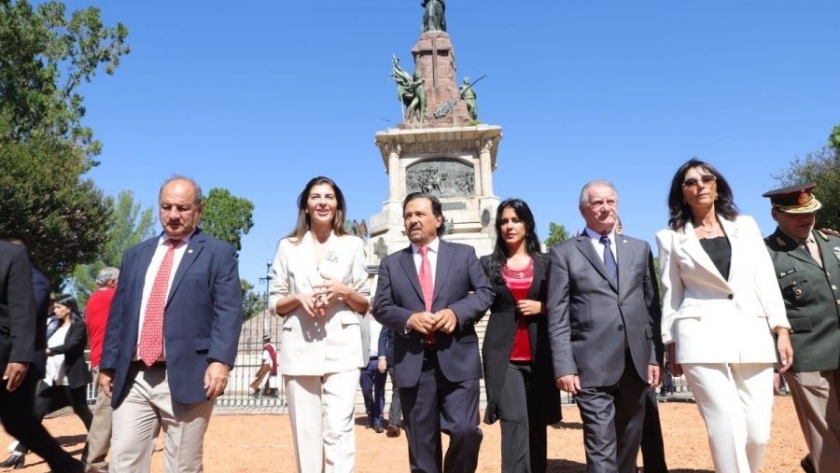 El gobernador Sáenz presidió los actos por el 210° aniversario de la Batalla de Salta