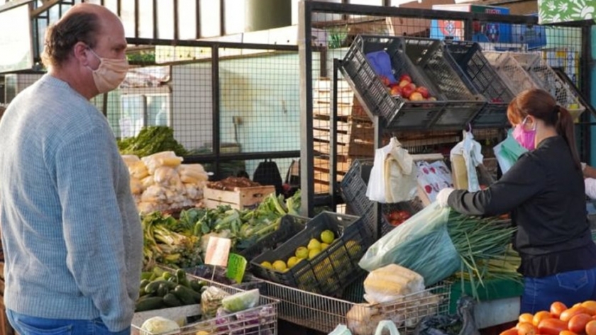 El Mercado Concentrador de Posadas sigue abasteciendo con productos frescos en Semana Santa y con el protocolo que dicta la Emergencia Sanitaria