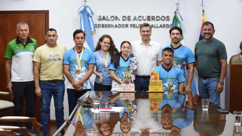 El gobernador recibió esta mañana a la Fundación Desocha